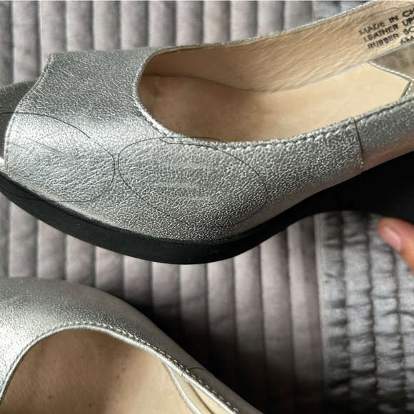 Michael Kors Women Peep Toe Wedge - Picture 6 of 6